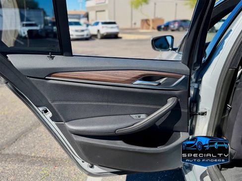 Used 2018 BMW 530e image 18