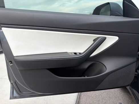 Used 2019 Tesla Model 3 Standard Range Plus RWD image 20