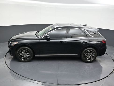 Used 2022 Genesis GV70 2.5T w/ Advanced Package image 17