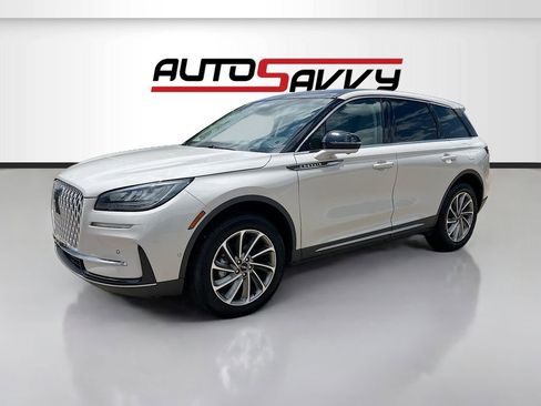 Used 2024 Lincoln Corsair FWD w/ Equipment Group 102A image 3