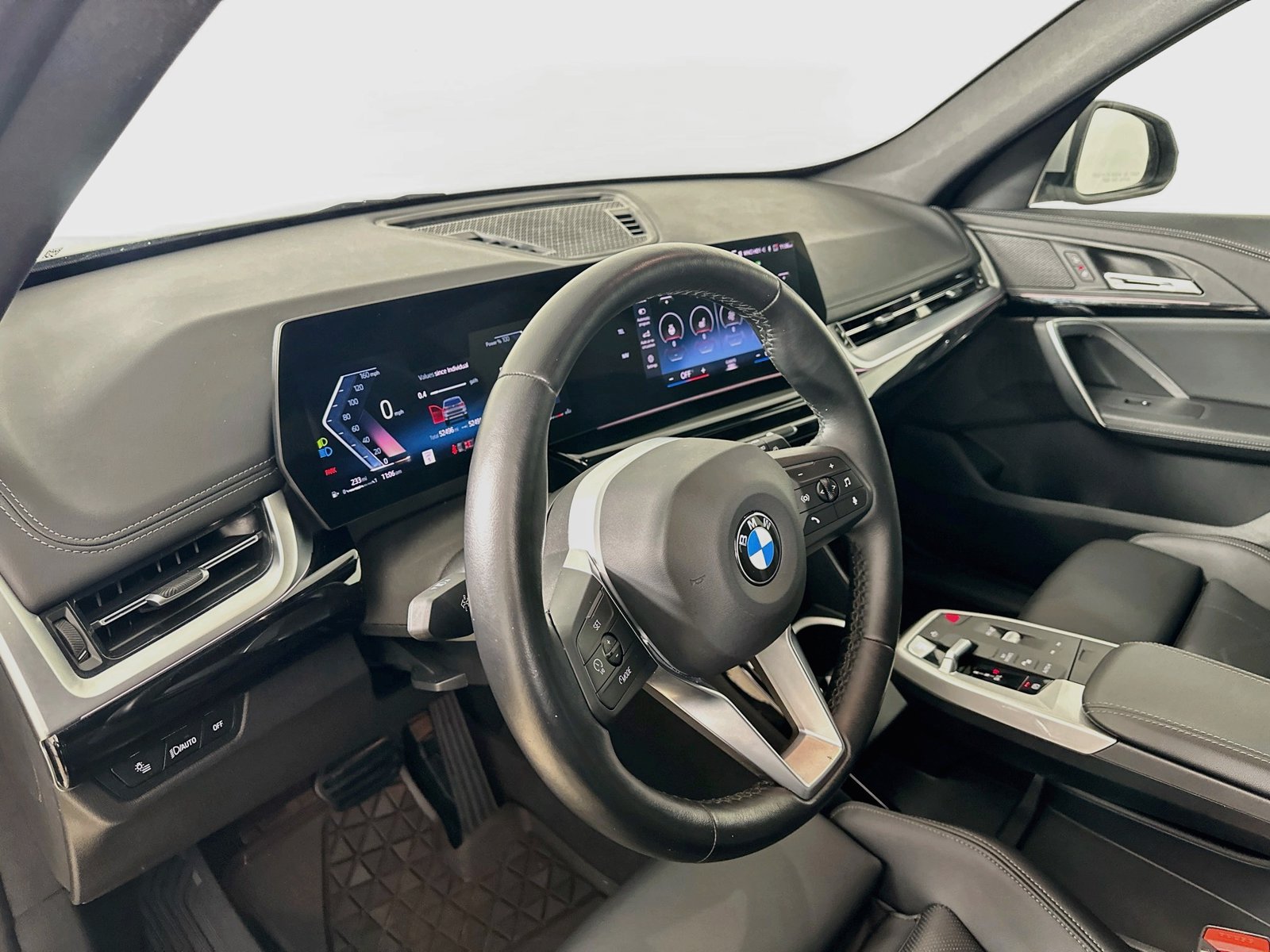 Used 2023 BMW X1 xDrive28i w/ Convenience Package AWD/4WD image 32