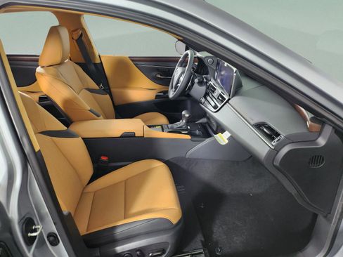 New 2025 Lexus ES 350 w/ Premium Package image 34