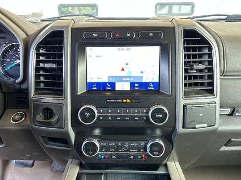 Used 2020 Ford Expedition XLT w/ Equipment Group 202A RWD image 18