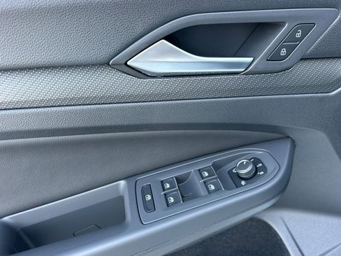 Used 2024 Volkswagen Golf R image 12