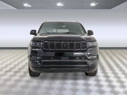 Used 2023 Jeep Grand Wagoneer Series III w/ Quick Order Packagew 28T AWD/4WD image 6