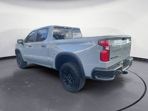 Used 2024 Chevrolet Silverado 1500 ZR2 w/ Technology Package image 7