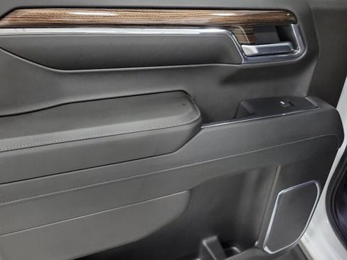 Used 2024 Chevrolet Silverado 1500 LT Trail Boss w/ Convenience Package II image 18