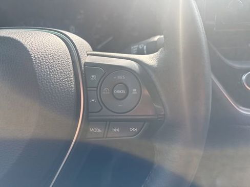 Used 2023 Toyota Corolla SE image 12