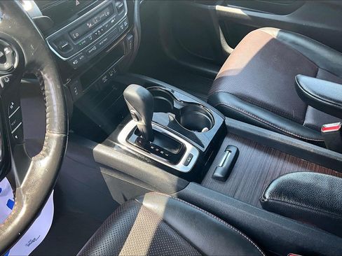 Used 2019 Honda Ridgeline Black Edition image 15