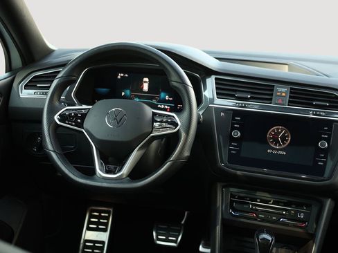 Used 2023 Volkswagen Tiguan SE R-Line AWD/4WD image 25