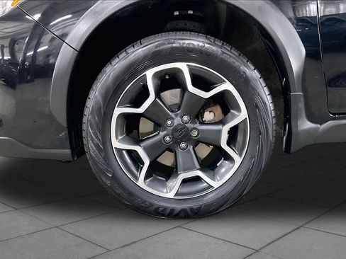 Used 2015 Subaru Crosstrek 2.0i Limited AWD/4WD image 11