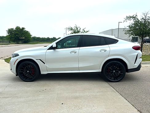 New 2027 BMW X6 xDrive40i w/ Climate Comfort Package AWD/4WD image 5