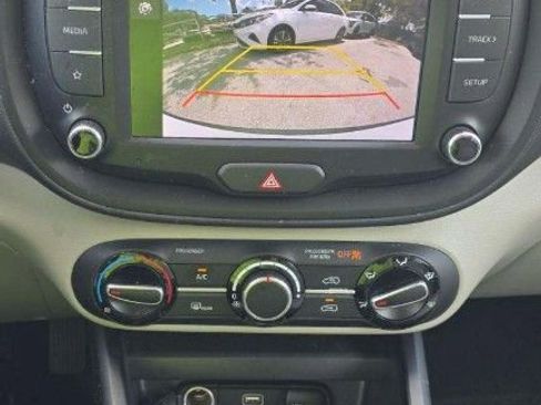 Used 2024 Kia Soul LX w/ Option Group 015 FWD image 8