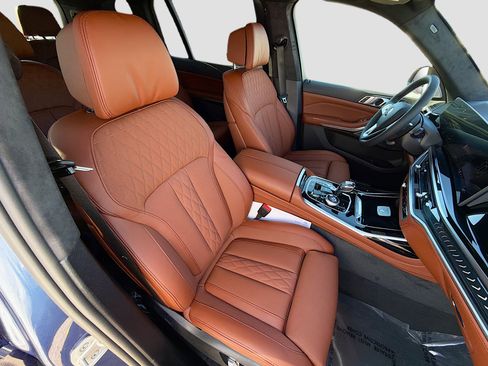 New 2026 BMW ALPINA XB7 AWD/4WD image 15