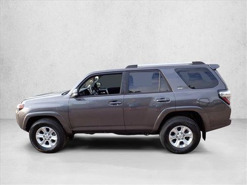 Used 2023 Toyota 4Runner SR5 Premium w/ Moonroof Package AWD/4WD image 2