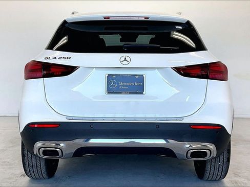 New 2026 Mercedes-Benz GLA 250 image 4