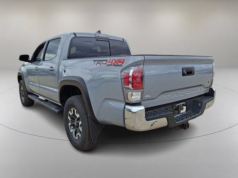 Used 2021 Toyota Tacoma TRD Off-Road AWD/4WD image 7