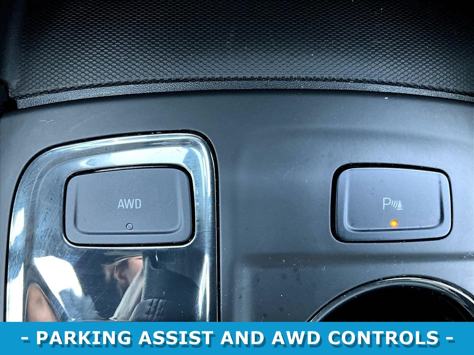 Used 2024 Chevrolet Equinox RS w/ RS Leather Package AWD/4WD image 36