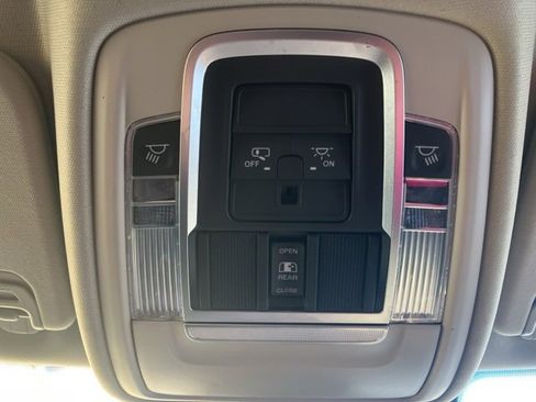 Used 2022 RAM 1500 Laramie image 11