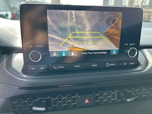 Used 2025 Honda Accord SE image 13