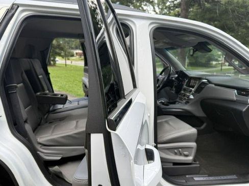 Used 2018 Chevrolet Tahoe LT AWD/4WD image 39