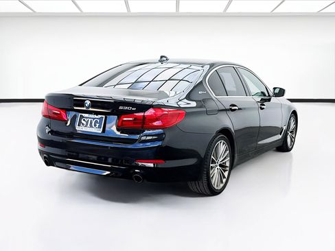 Used 2018 BMW 530e image 4