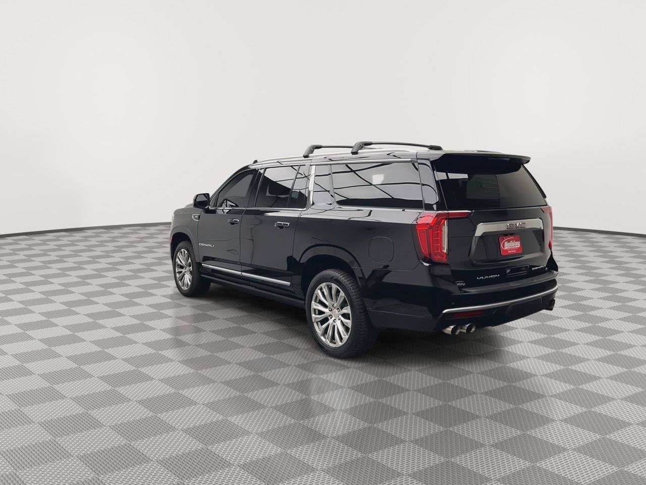 Used 2023 GMC Yukon XL Denali AWD/4WD image 42