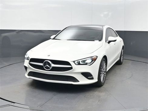Used 2022 Mercedes-Benz CLA 250 image 1