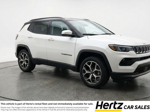 Used 2025 Jeep Compass Limited image 1