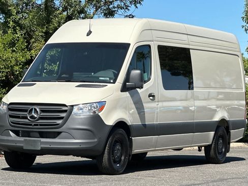 New 2026 Mercedes-Benz Sprinter 2500 image 7