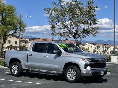 Used 2022 Chevrolet Silverado 1500 LT image 5