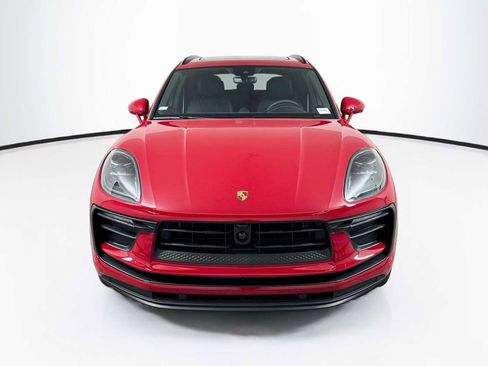 Certified 2025 Porsche Macan AWD/4WD image 6