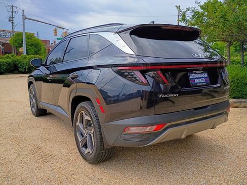 Used 2022 Hyundai Tucson Limited AWD/4WD image 10