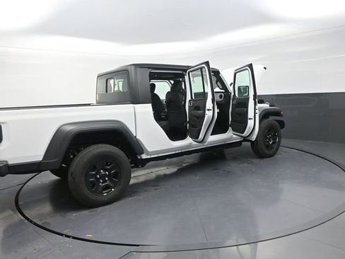 New 2026 Jeep Gladiator Sport AWD/4WD image 36