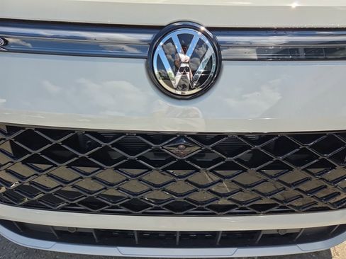 New 2026 Volkswagen Tiguan SEL R-Line AWD/4WD image 6