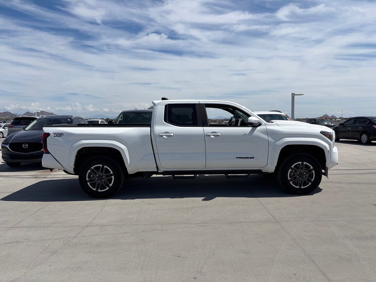 Used 2025 Toyota Tacoma TRD Sport w/ TRD Sport Premium Package AWD/4WD image 3