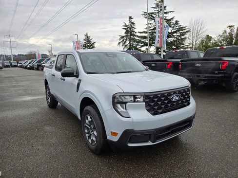 New 2026 Ford Maverick XLT w/ XLT Luxury Package image 3