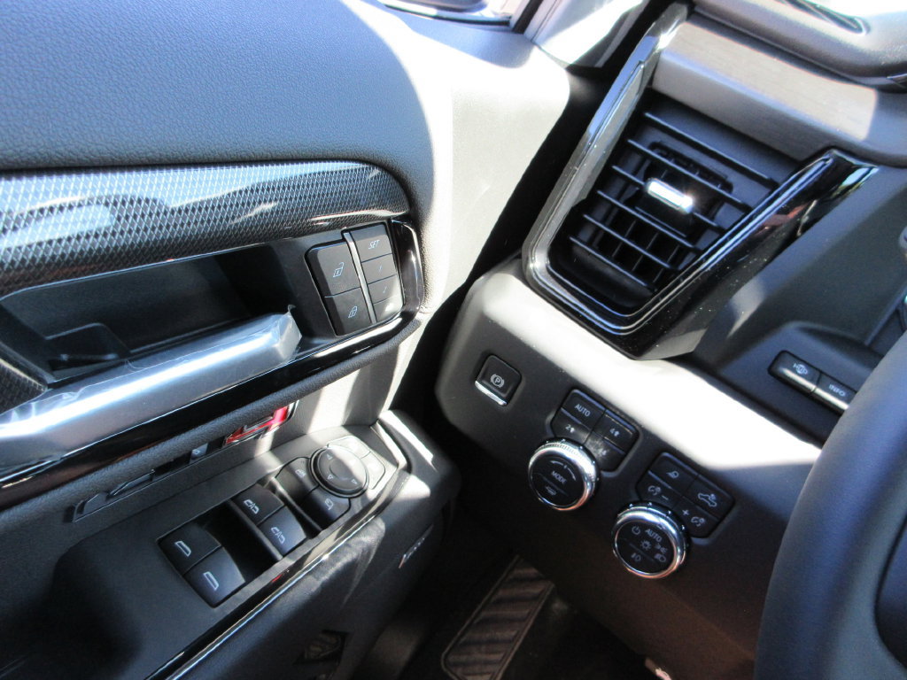 New 2026 GMC Sierra 1500 AT4 w/ AT4 Premium Package AWD/4WD image 21