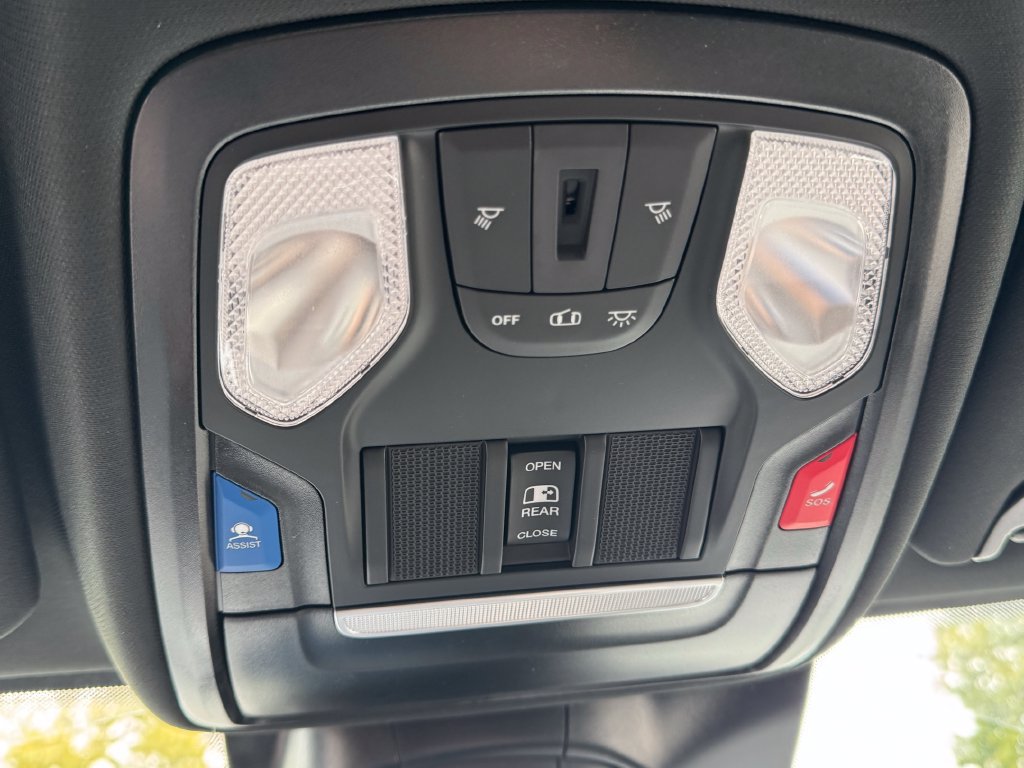 New 2027 RAM 3500 Big Horn AWD/4WD image 23