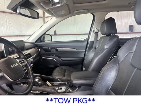 Used 2022 Kia Telluride SX w/ Towing Package FWD image 16