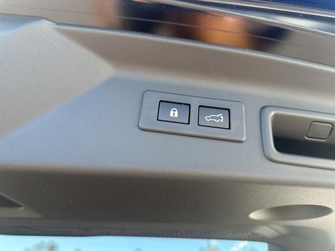 New 2025 Subaru Forester Touring image 11