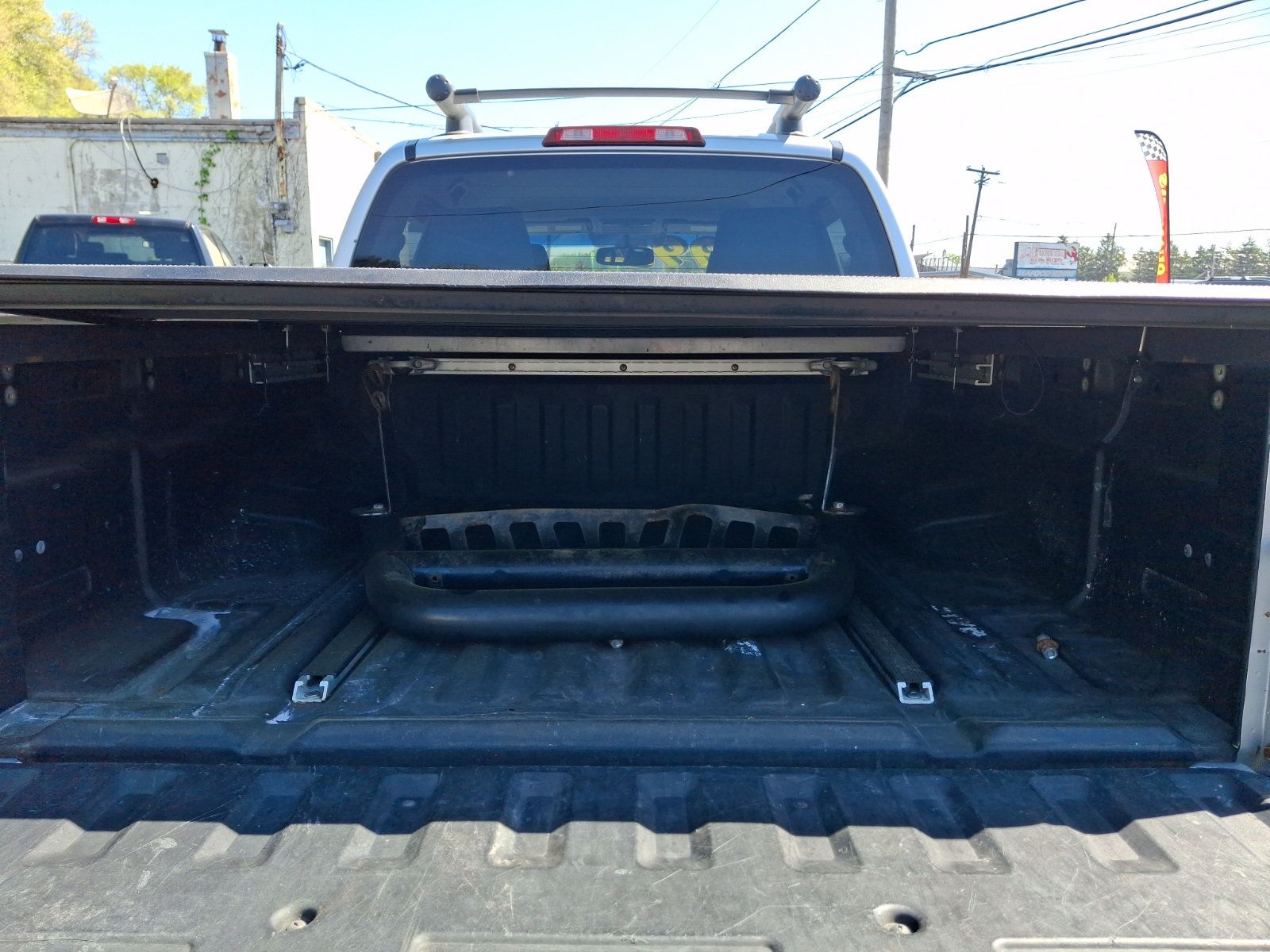 Used 2006 Nissan Frontier LE AWD/4WD image 27