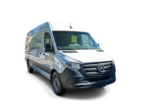 New 2024 Mercedes-Benz eSprinter 170 Cargo image 3