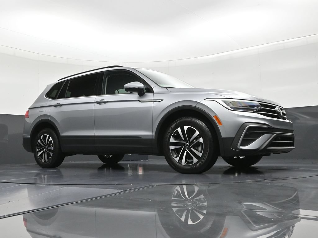 Used 2024 Volkswagen Tiguan S FWD image 29