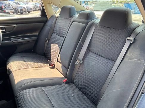 Used 2018 Nissan Altima 2.5 SV FWD image 14