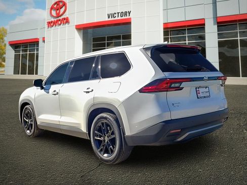 New 2026 Toyota Grand Highlander AWD image 5