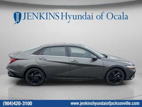 New 2026 Hyundai Elantra SEL Sport image 2