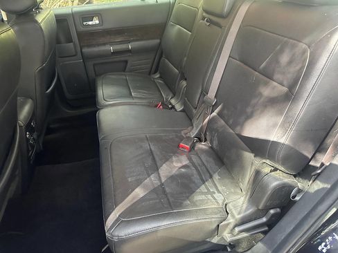 Used 2019 Ford Flex Limited image 16