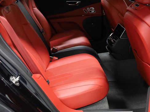 Used 2021 Bentley Flying Spur V8 image 29
