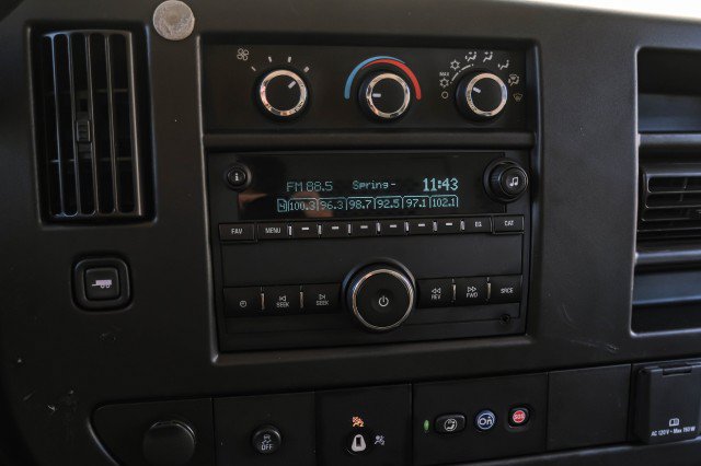 Used 2020 Chevrolet Express 3500 w/ Driver Convenience Package RWD image 20